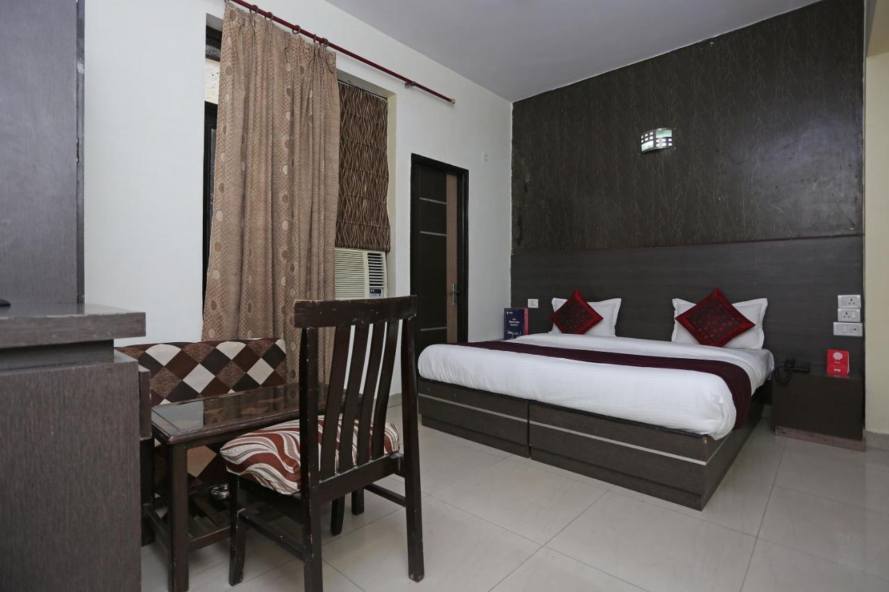Oyo 9601 Hotel Sunshine Residency Castle Noida Exteriör bild