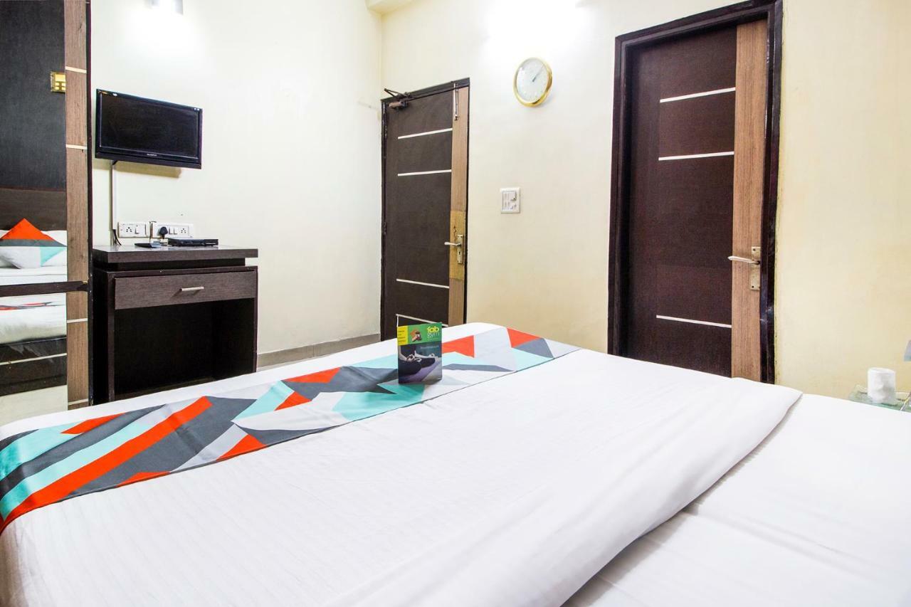 Oyo 9601 Hotel Sunshine Residency Castle Noida Exteriör bild
