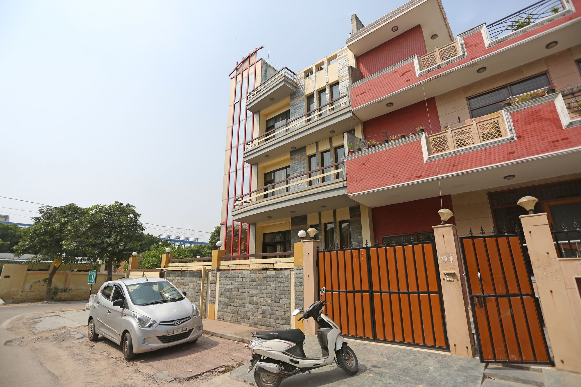 Oyo 9601 Hotel Sunshine Residency Castle Noida Exteriör bild